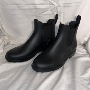 Capelli New York Chelsea Matte Black Waterproof Slip-on Boot